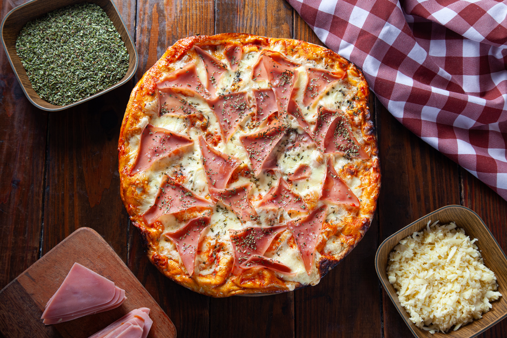 Pizza horneada familiar